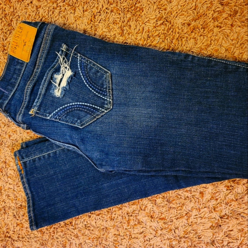 Hollister crop jeans